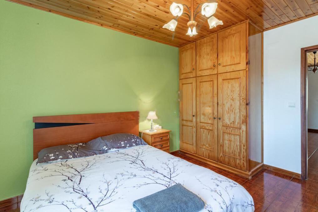 Casa Central - Peceful Mountain Retreat In Calheta Ribeira do Raposo Kültér fotó