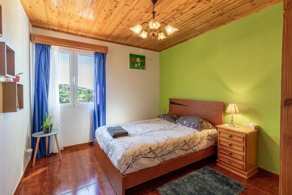 Casa Central - Peceful Mountain Retreat In Calheta Ribeira do Raposo Kültér fotó